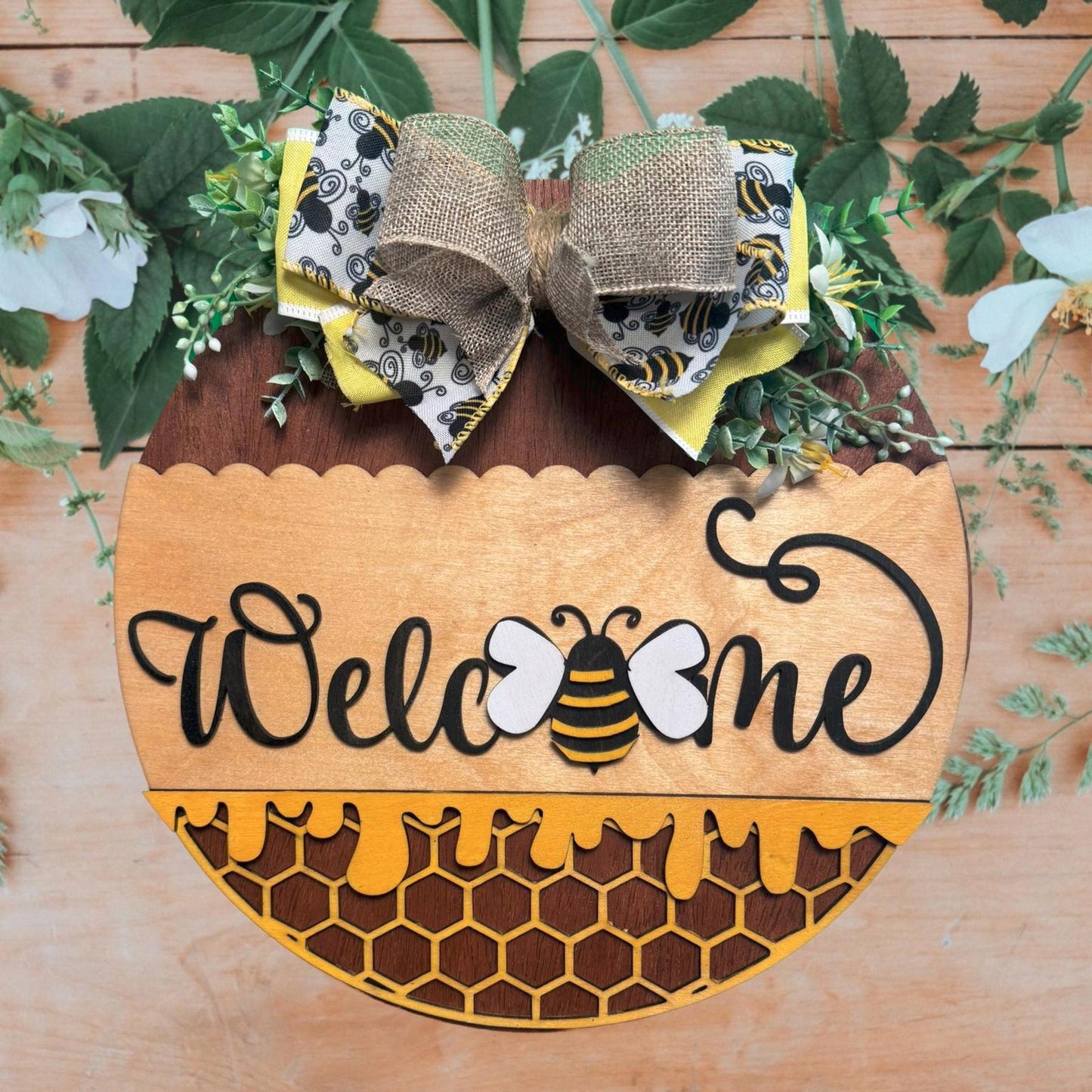 Bumblebee Welcome Sign | 13.5" Round Wooden Door Decor | Honeybee Porch Sign with Bow | Spring Summer Farmhouse Bee Home Decor |