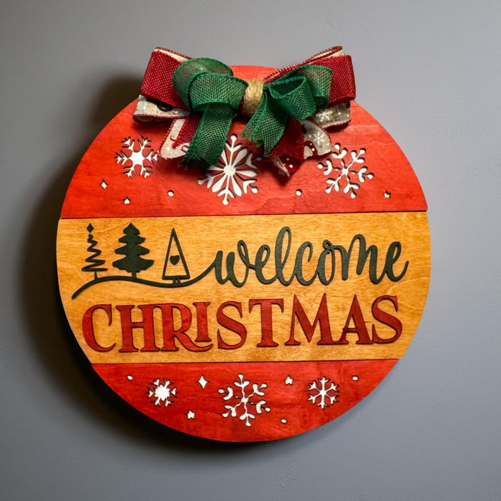 Welcome Christmas Sign – Round Wooden Door Hanger – Layered Holiday Decor with Seasonal Bow Seasonal Door Hanger