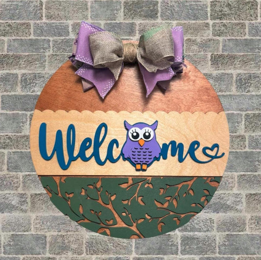 Handmade Owl Welcome Sign – 14" Layered Wood Round with Bow – Front Door Decor for Spring, Summer, or Mother’s Day – Owl Lover Decor