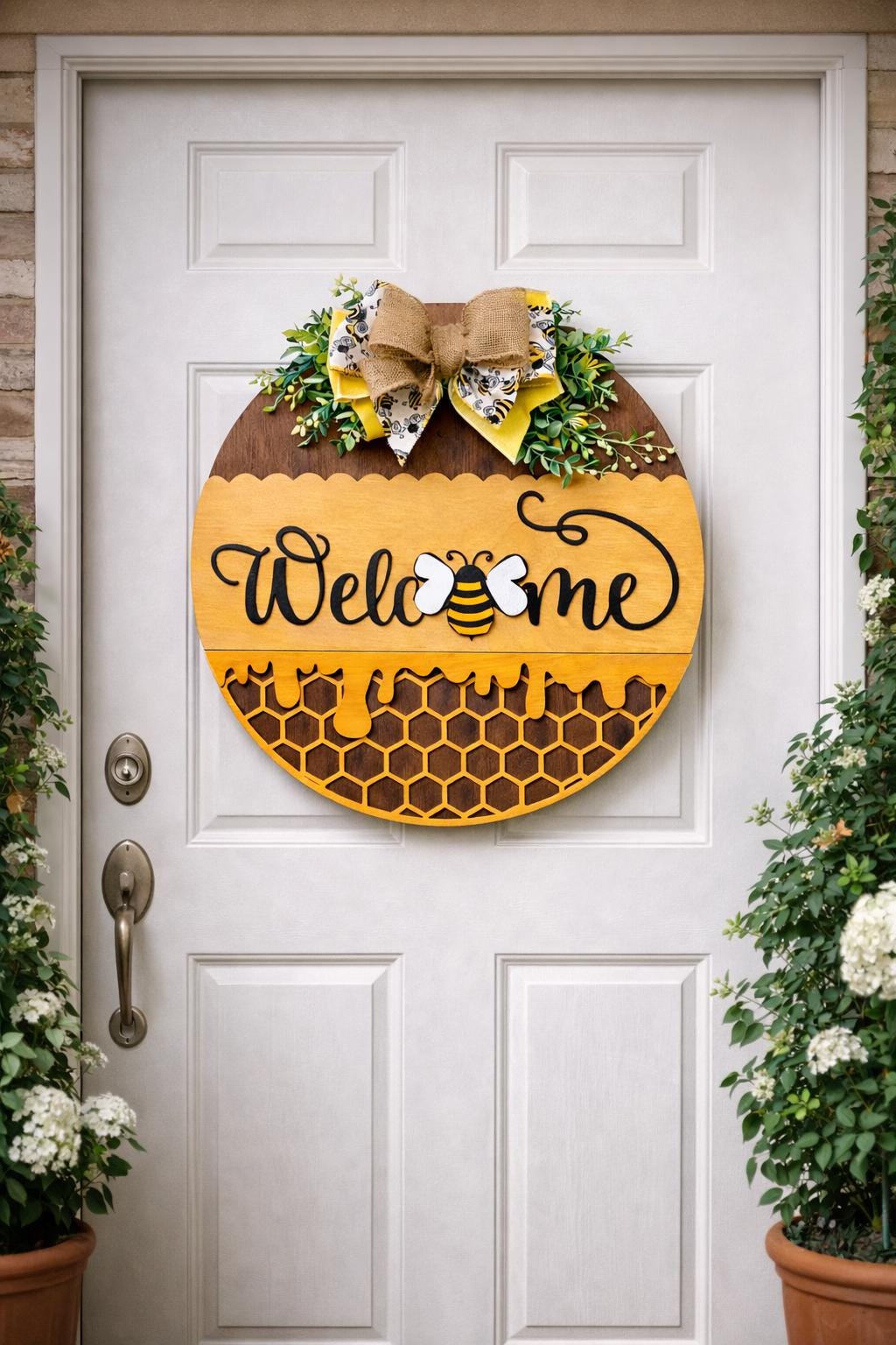 Welcome Honey Bee Wooden Door Sign, Bumble Bee Farmhouse Spring Summer Decor